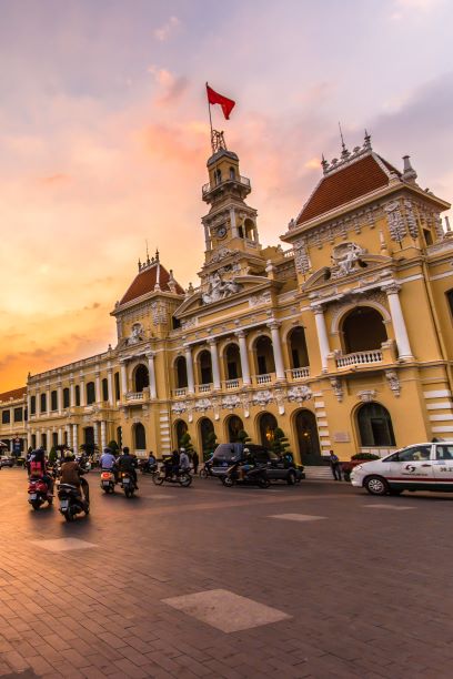 HOLA VIETNAM DEL SUR AL NORTE